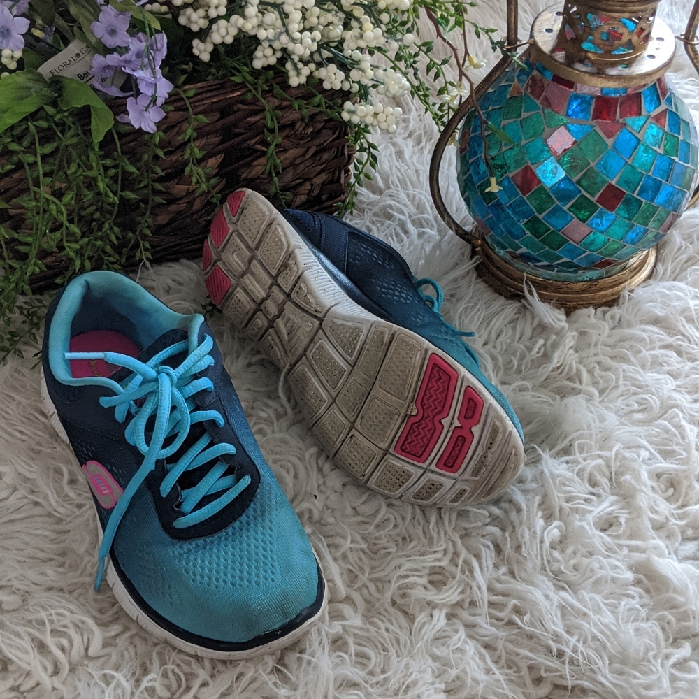 Woman's shoes